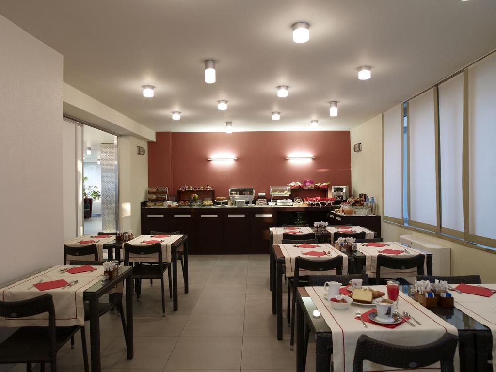 Hotel Montini Linate Airport بيستياره بوروميو المظهر الخارجي الصورة