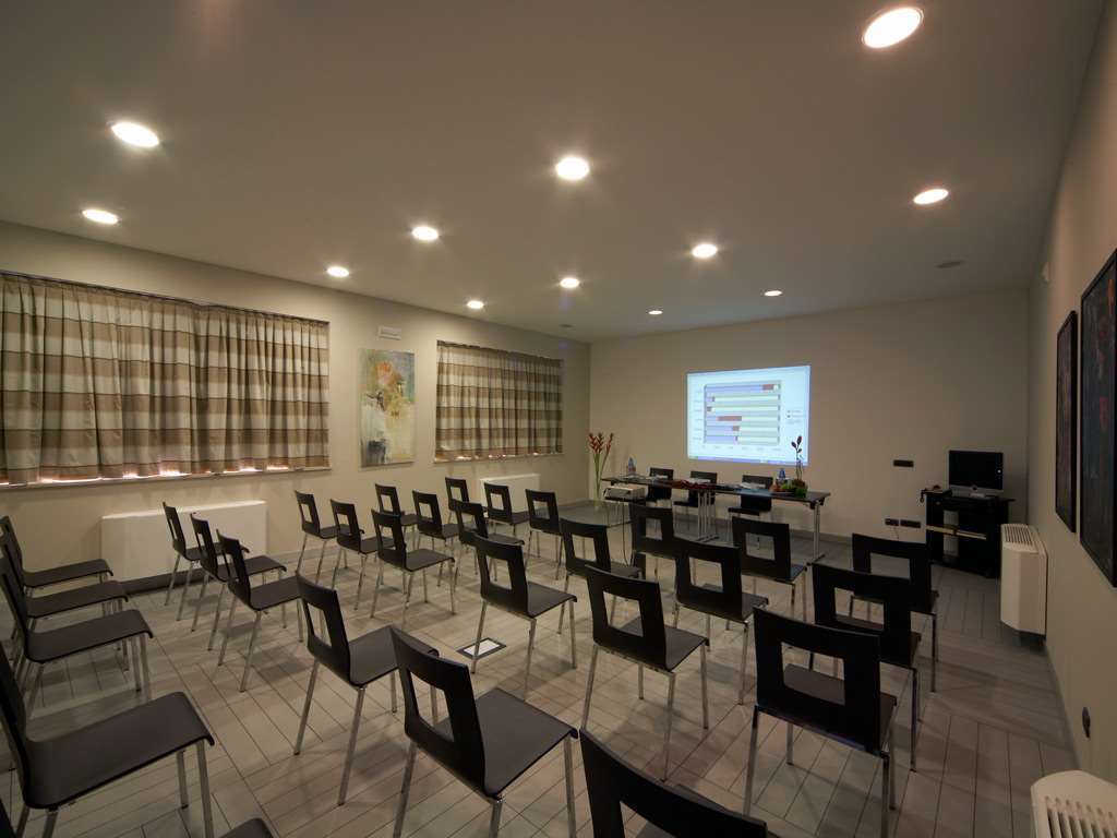 Hotel Montini Linate Airport بيستياره بوروميو المرافق الصورة